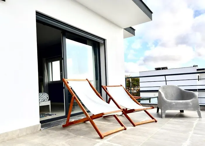 The Maverick Surfvillas