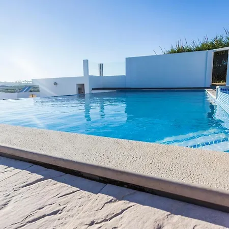 Hostel The Maverick Surfvillas