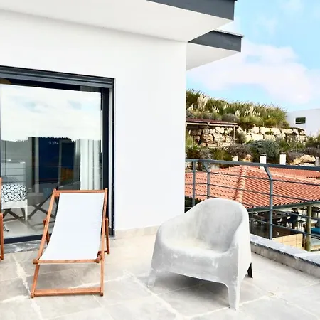 The Maverick Surfvillas Lourinhã