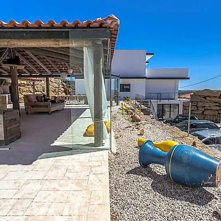 Хостел The Maverick Surfvillas