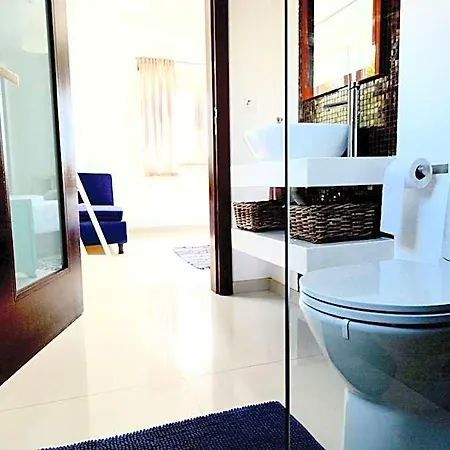 The Maverick Surfvillas Лориньян