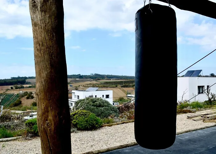 The Maverick Surfvillas Лориньян