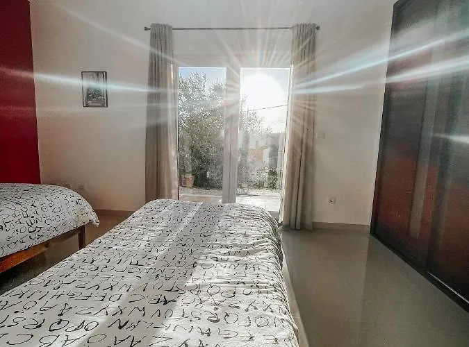 Хостел The Maverick Surfvillas