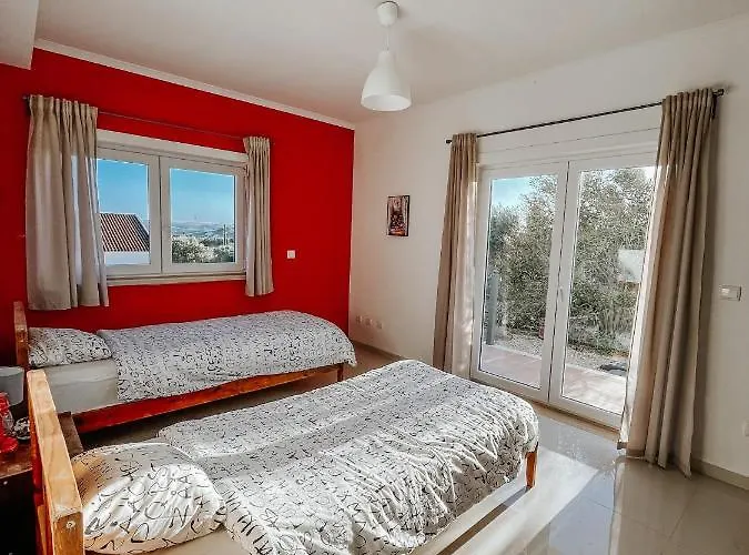 Хостел The Maverick Surfvillas *